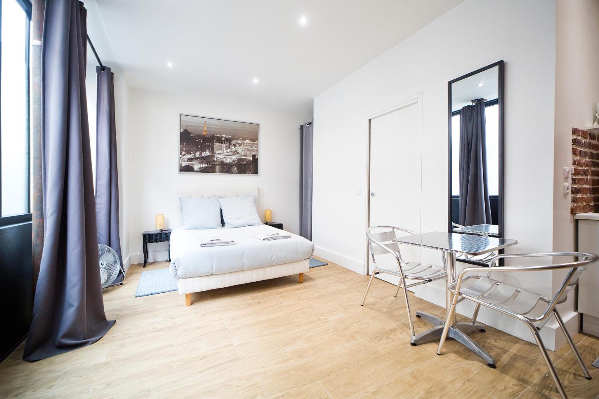 Loft Style Apartment Parigi Esterno foto