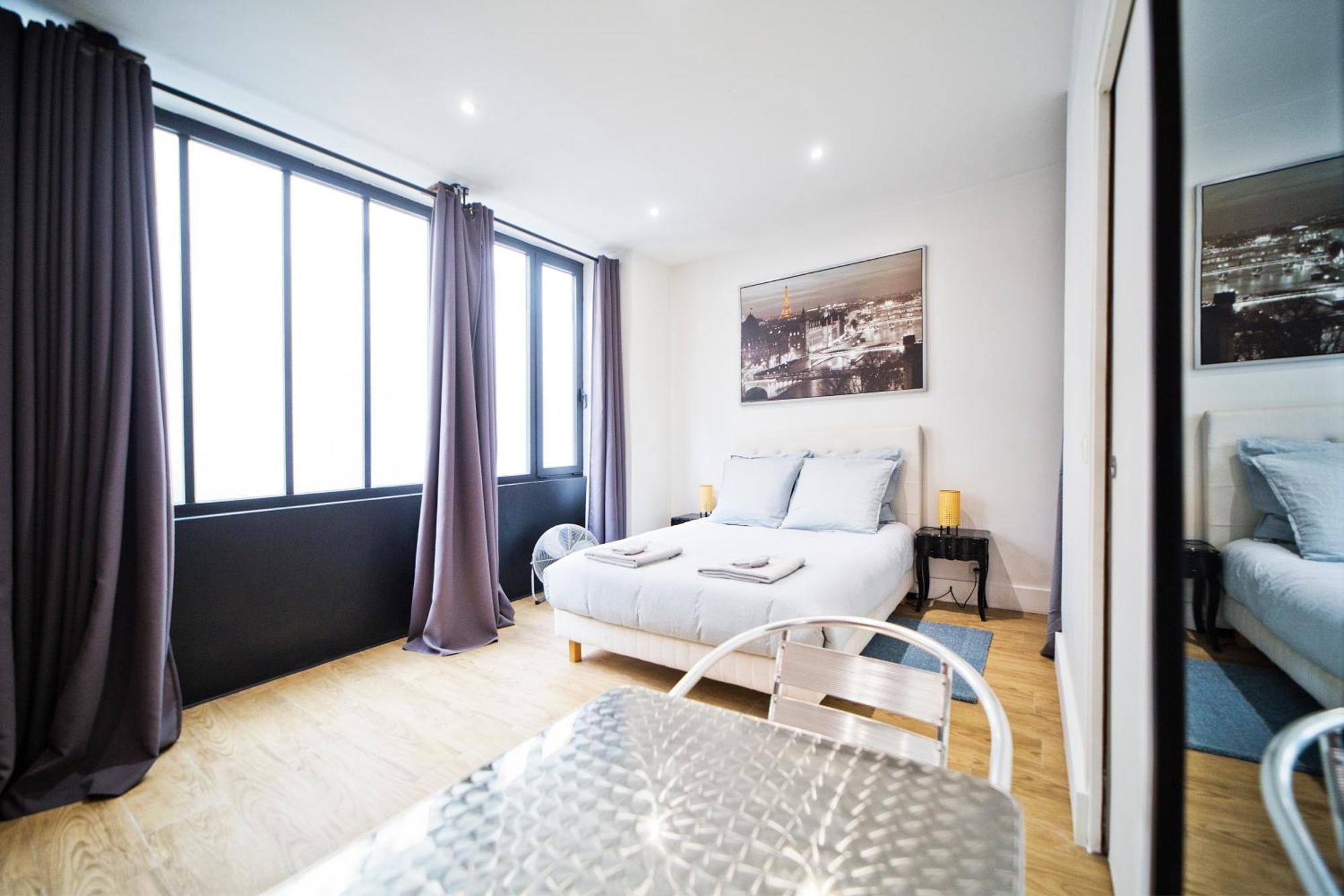 Loft Style Apartment Parigi Esterno foto
