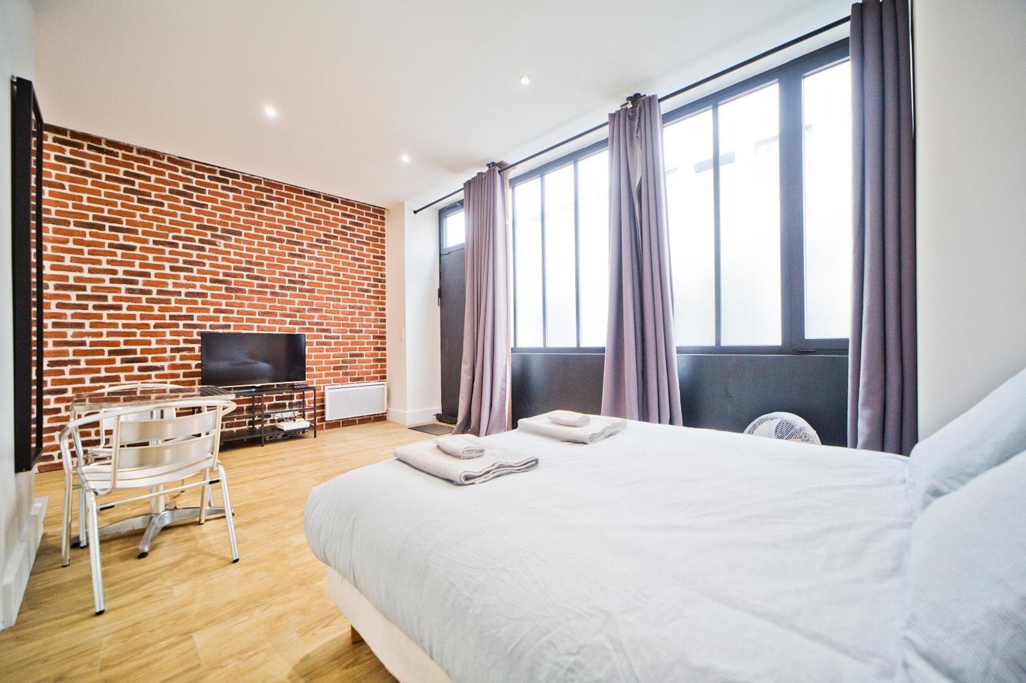 Loft Style Apartment Parigi Esterno foto